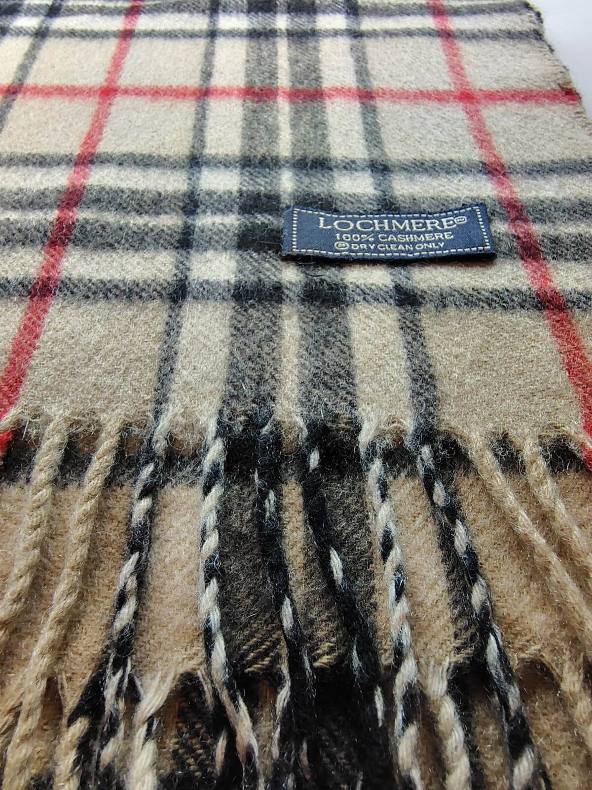 Lochmere pure preloved Cashmere scarf – luxurious handcrafted softness and timeless elegance by Cashmere Knot Ireland