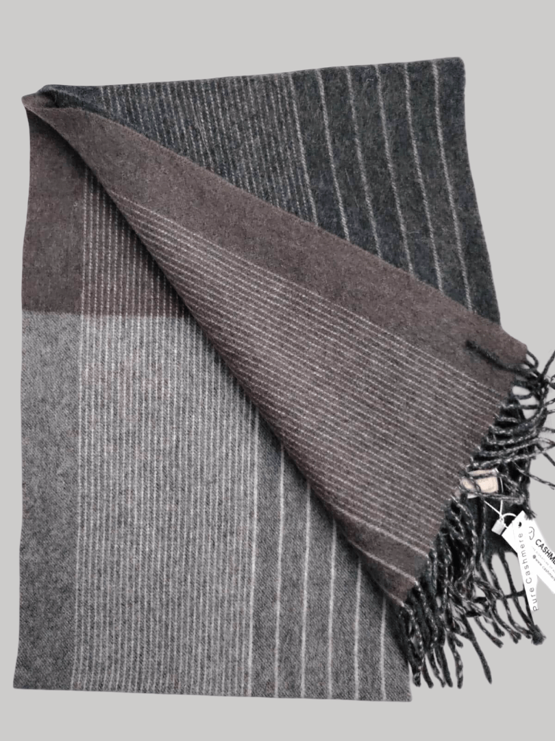 Club Cambridge preloved cashmere scarf from Ireland, soft luxury wrap