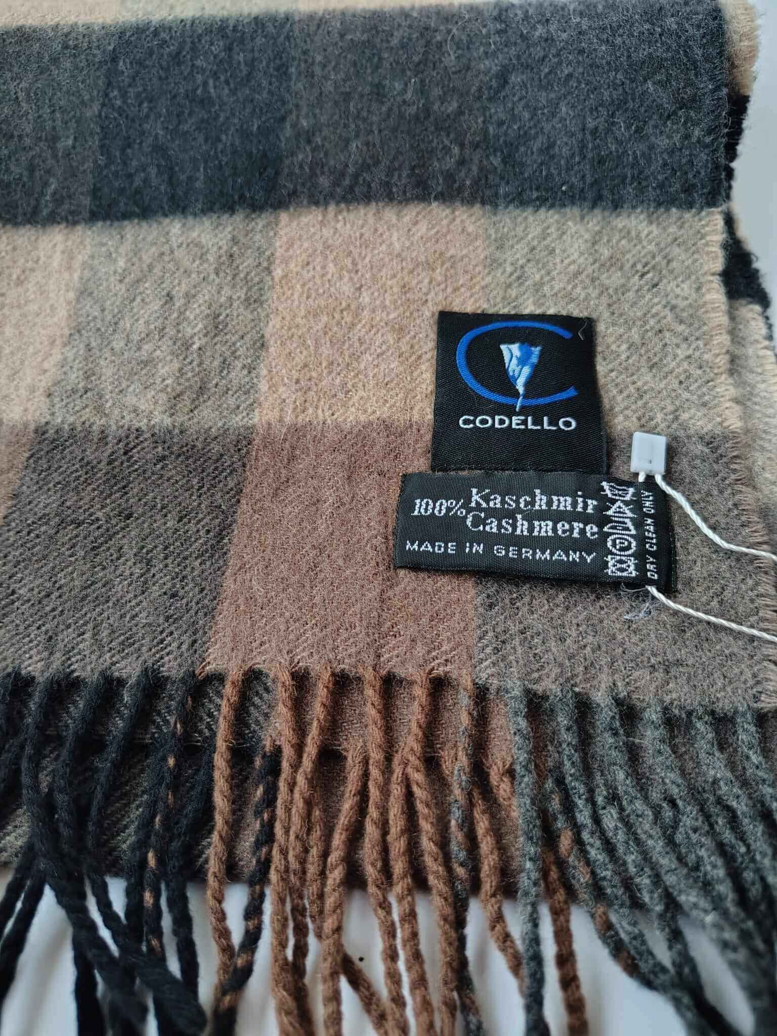 Codello preloved cashmere scarf from Ireland, checkered design