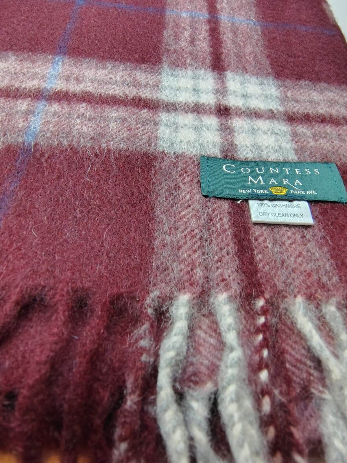 Countees Mara pure Cashmere scarf – luxurious handcrafted softness and timeless elegance by Cashmere Knot Ireland