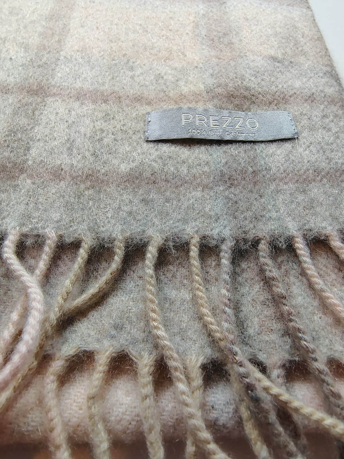 Preezo pure Cashmere muffler – luxurious handcrafted softness and timeless elegance by Cashmere Knot Ireland