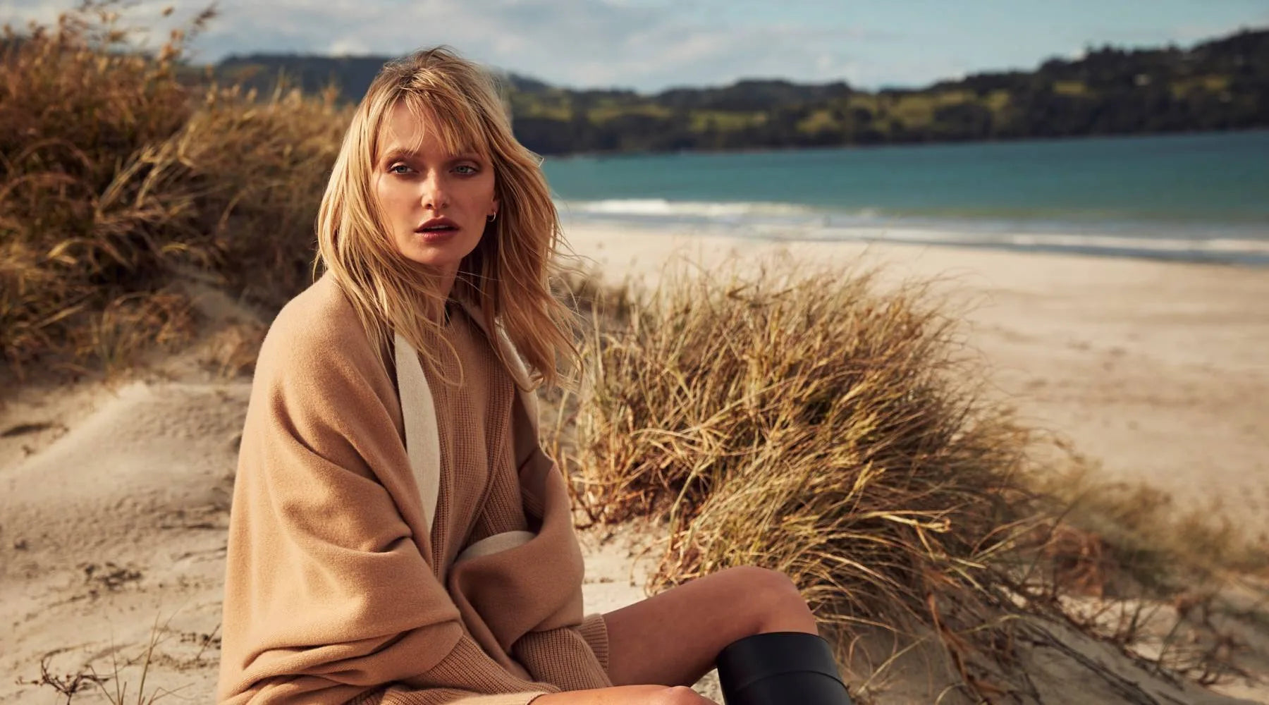 Luxury cashmere scarves, classic mufflers and elegant Pashmina stoles and shawls showcased by Cashmere Knot Ireland