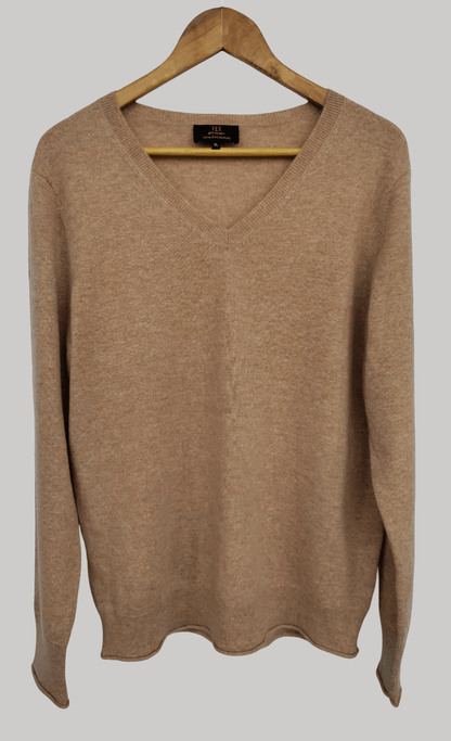 TEX Taupe pure cashmere V-neck jumper size XL with relaxed fit and long sleeves from Cashmere Knot Ireland
